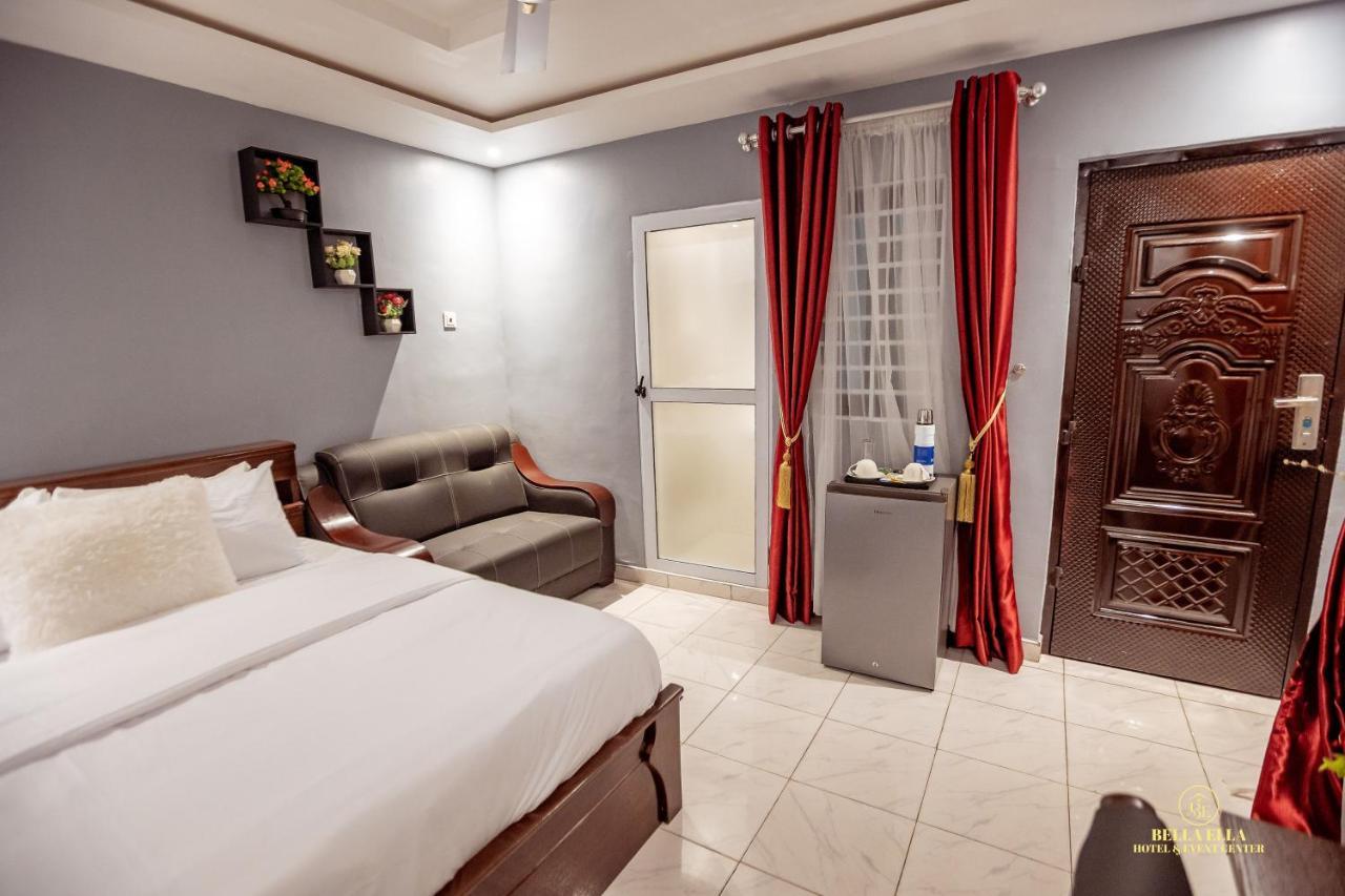 Bella Ella Hotel & Event Center Kasoa Екстер'єр фото